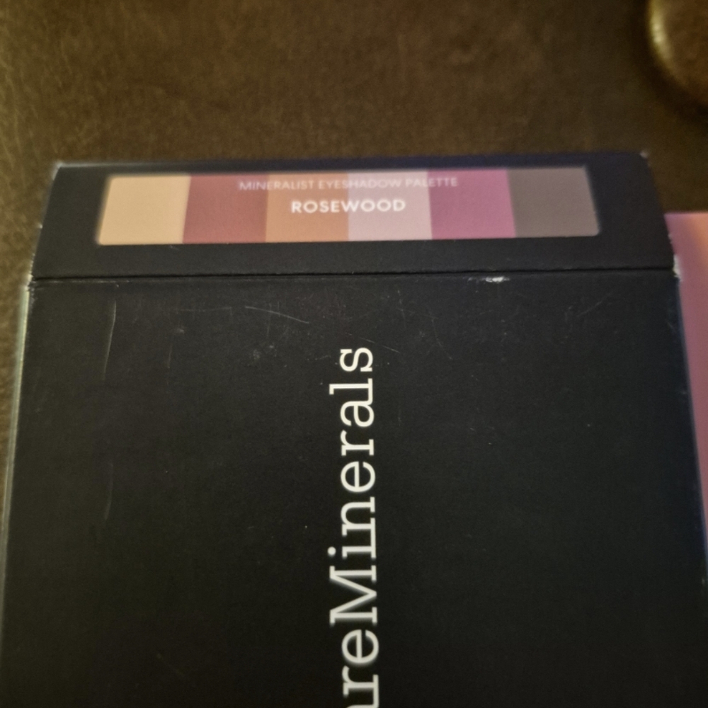 bareMinerals Pink and Gold Eyeshadow Palette - Picture 4 of 5